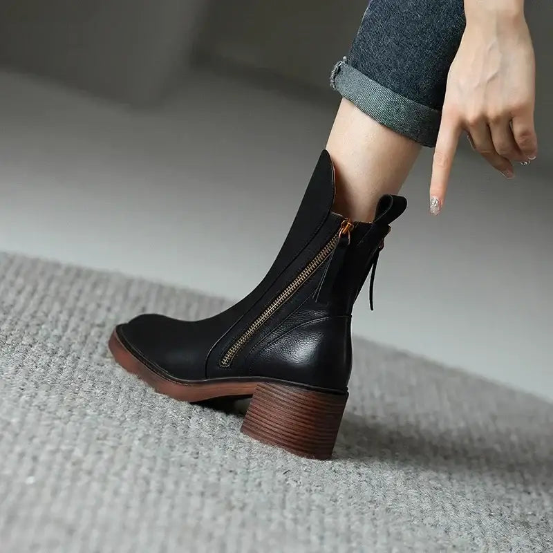 Women’s ankle boots with side zip and block heel - Women Boots